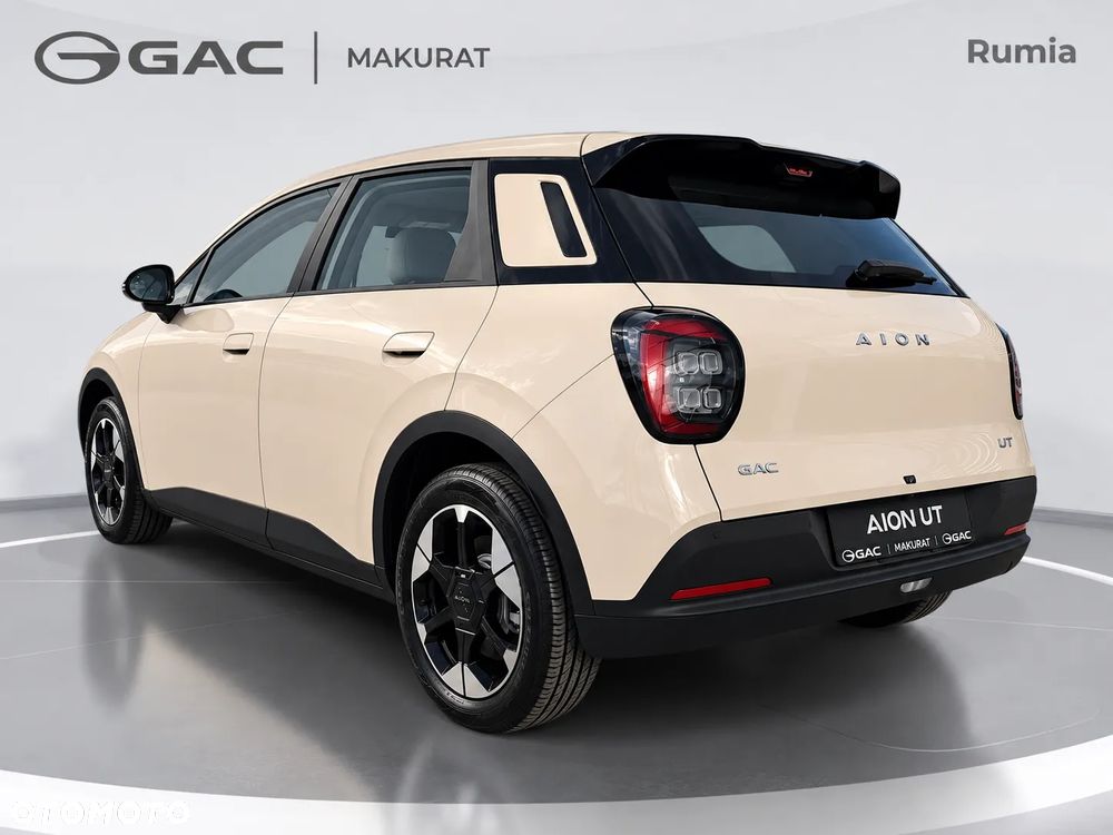 GAC AION UT - 8