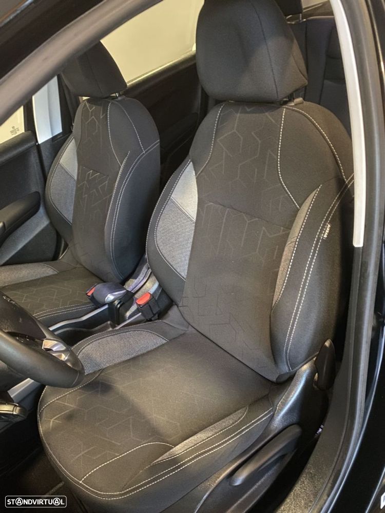 Peugeot 2008 1.5 BlueHDi Style - 26