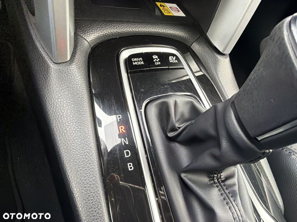 Toyota Corolla Cross 2.0 Hybrid Executive AWD - 21