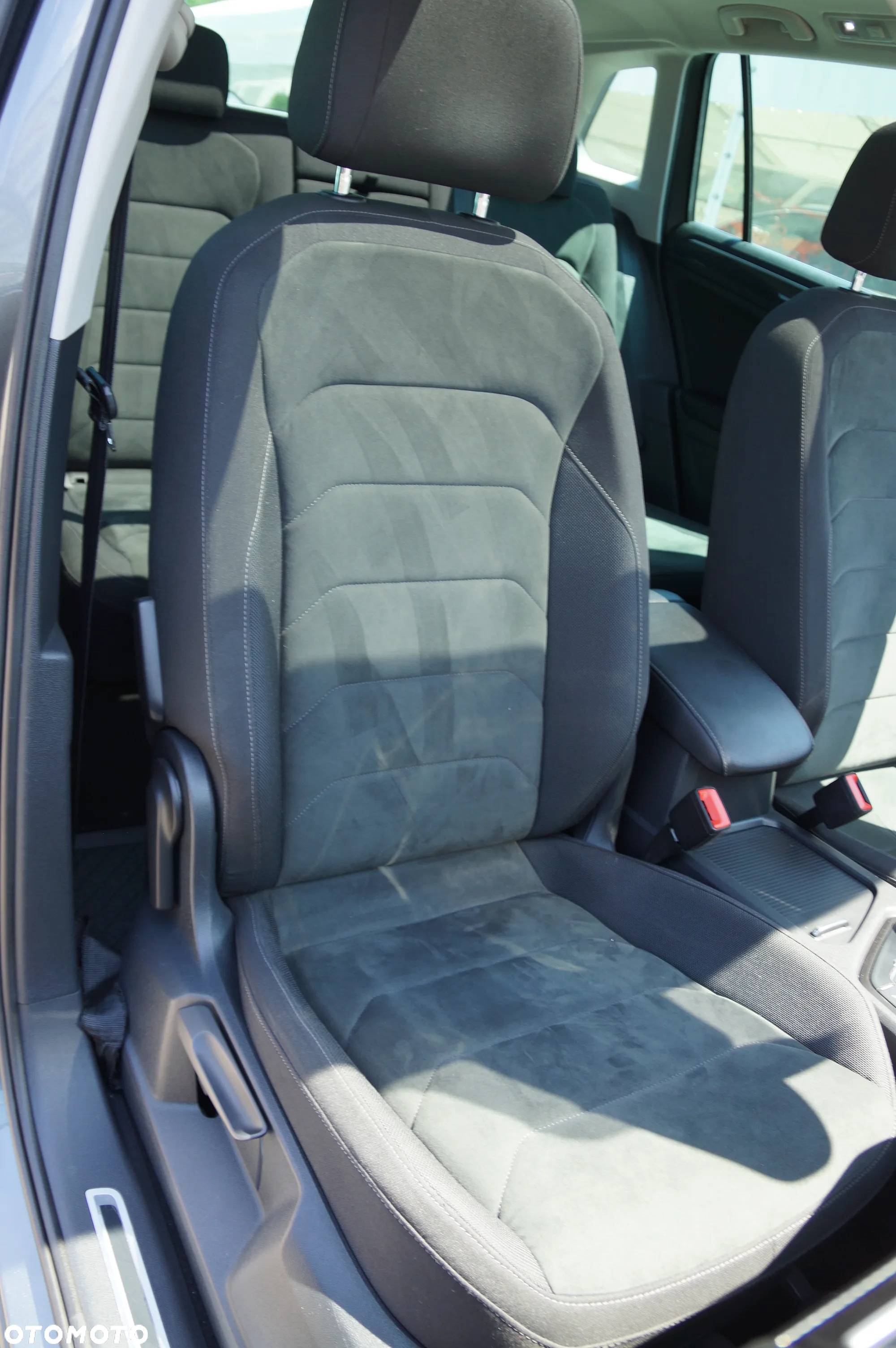 Volkswagen Tiguan 2.0 TDI SCR 4MOTION DSG Highline - 27