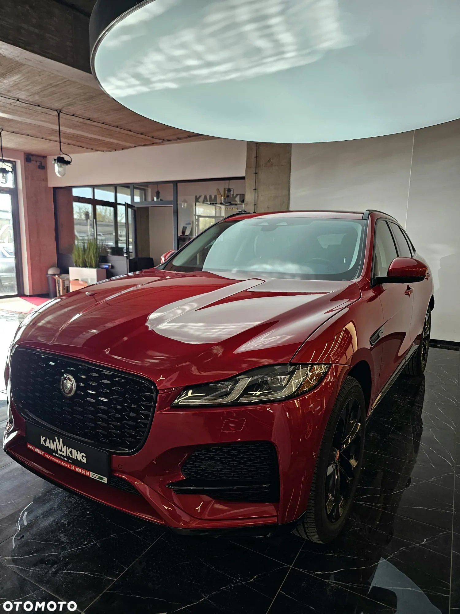 Jaguar F-Pace P250 AWD R-Dynamic S - 2
