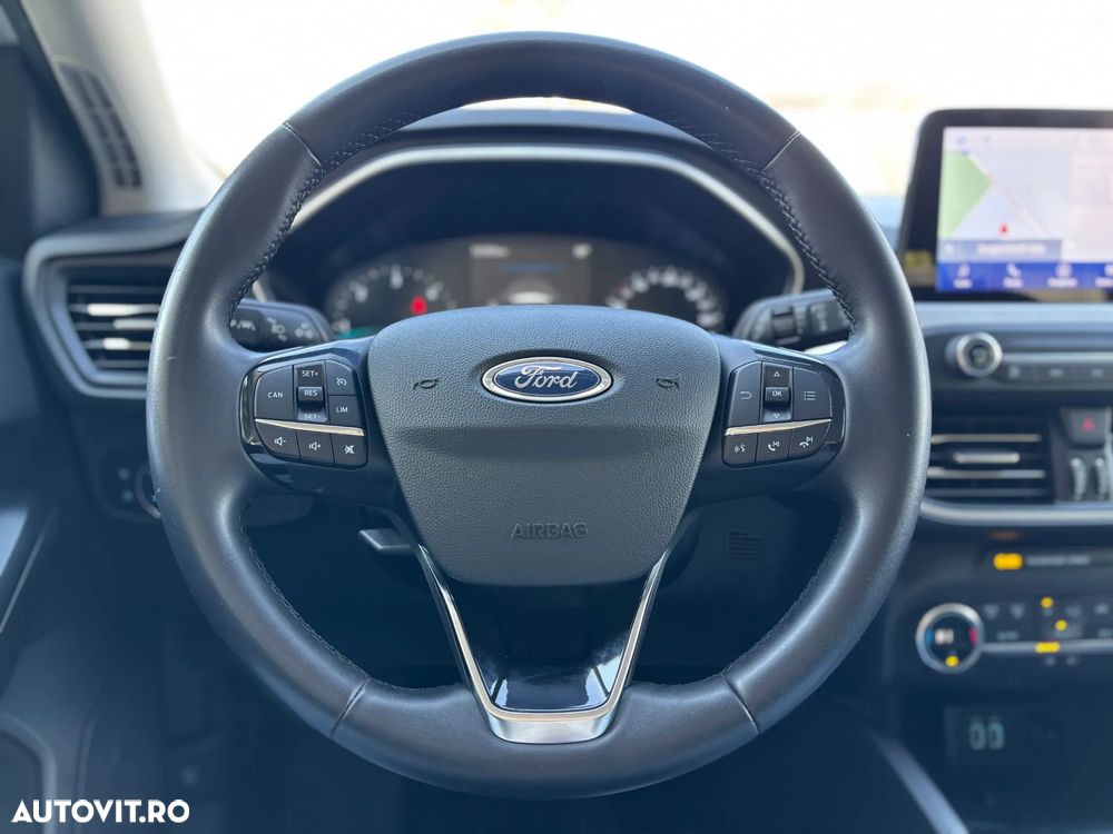 Ford Focus 1.5 EcoBlue Connected - 13