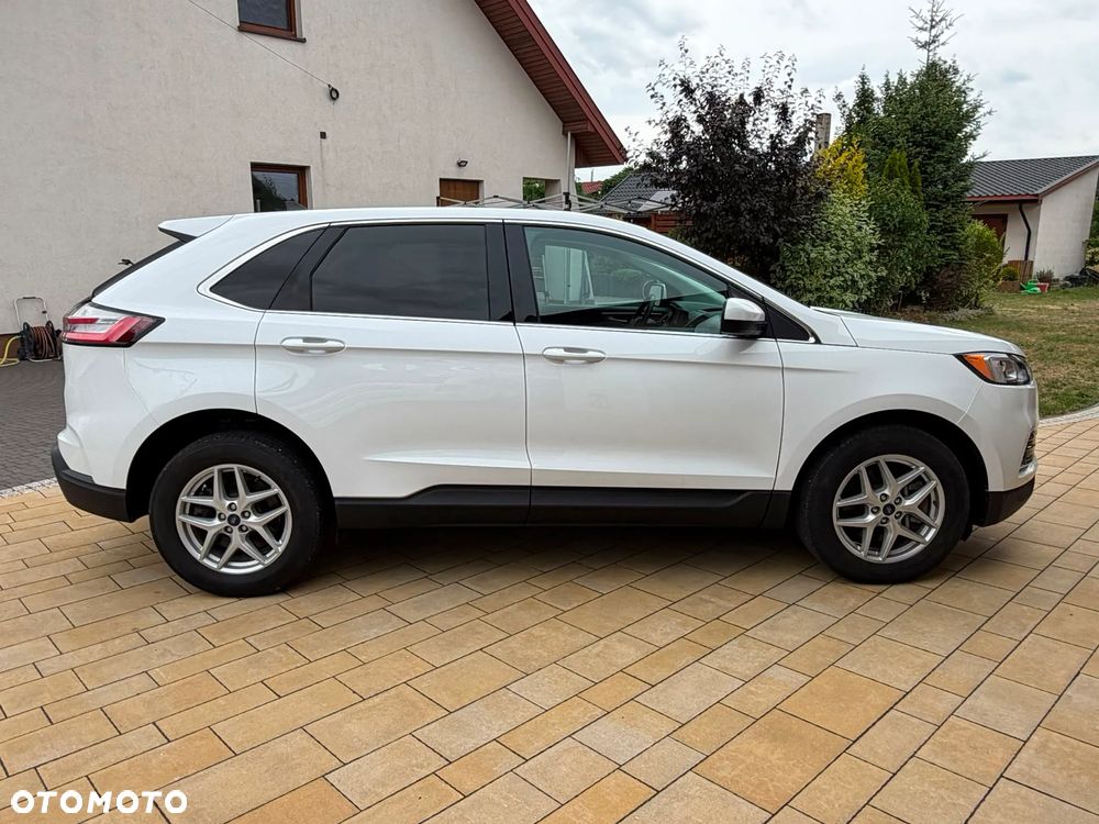 Ford Edge - 8