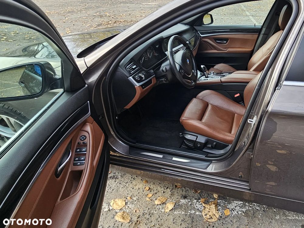 BMW Seria 5 520d - 8
