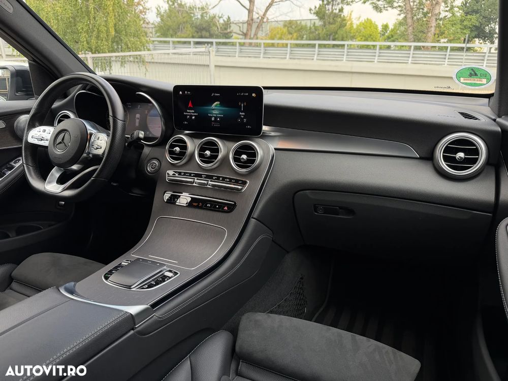 Mercedes-Benz GLC 220 d 4MATIC 9G-TRONIC AMG Line - 10