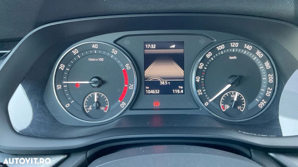 Skoda Octavia 1.5 TSI Ambition - 22