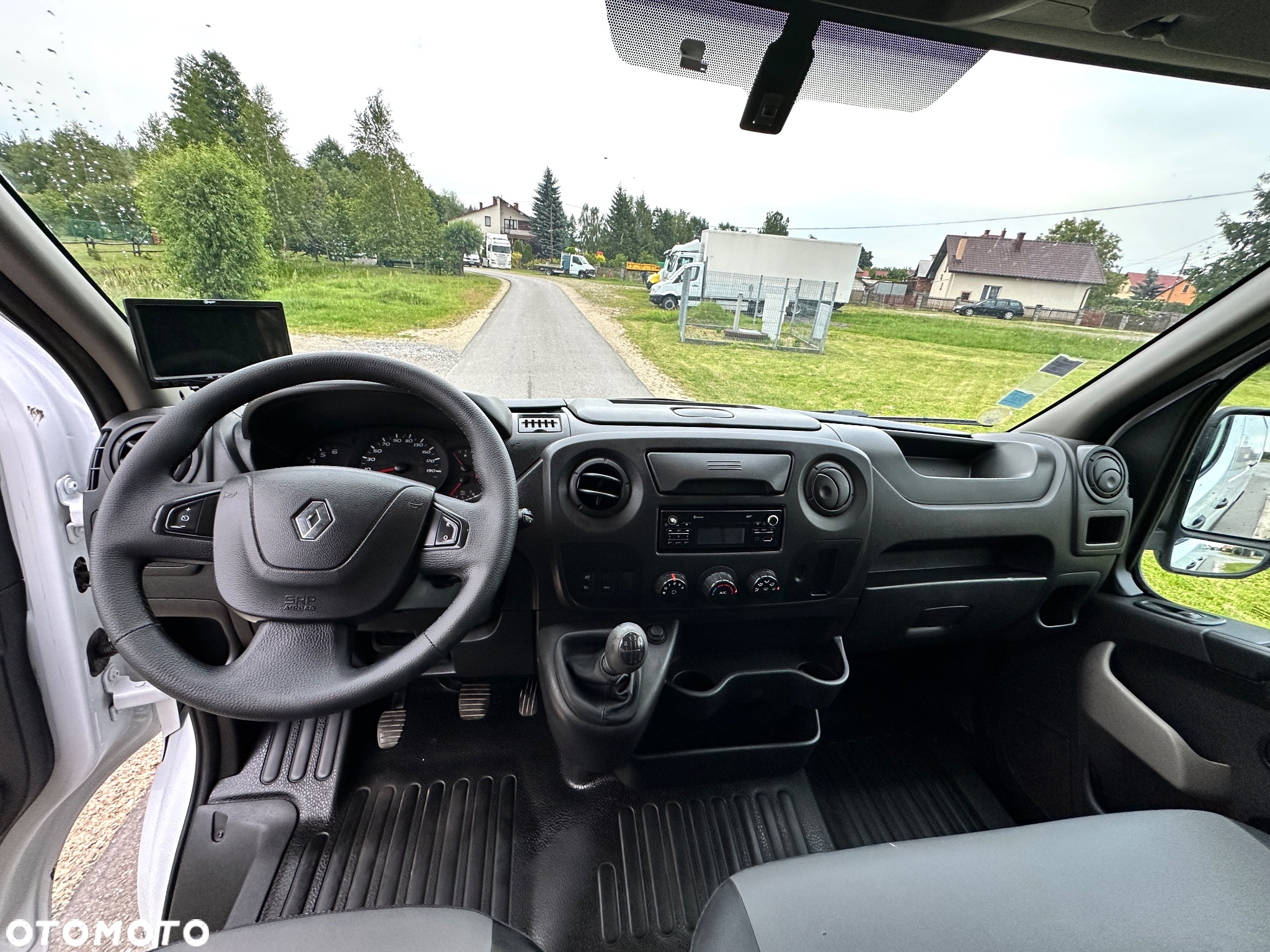Renault Master III - 10