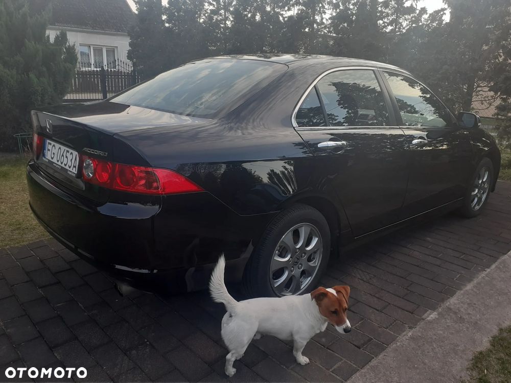 Honda Accord 2.0 Comfort - 17