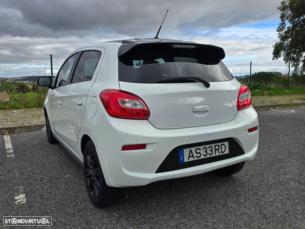 Mitsubishi Space Star 1.2 Intense Connect Edition - 2