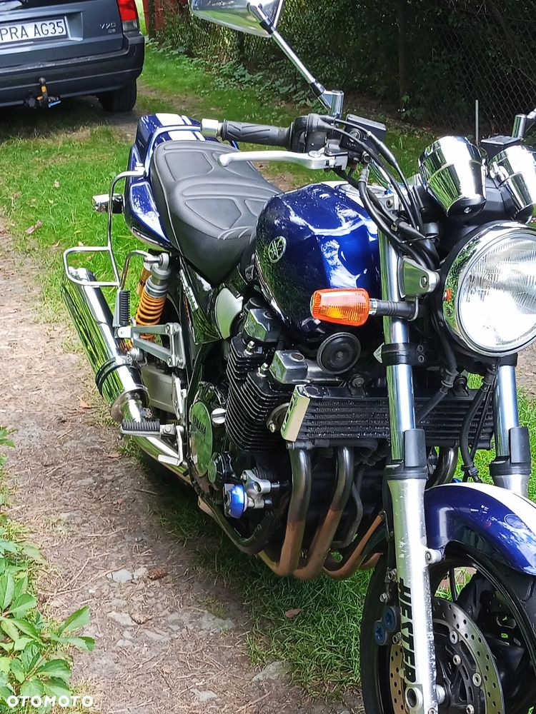 Yamaha XJR - 2