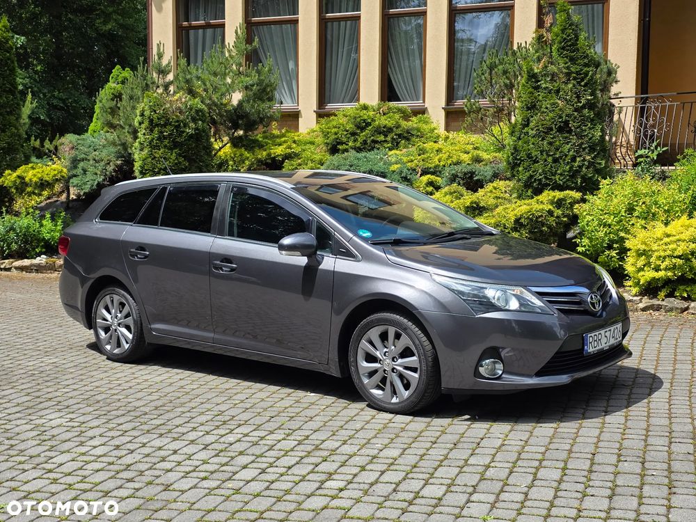 Toyota Avensis 2.0 D-4D Edition - 27