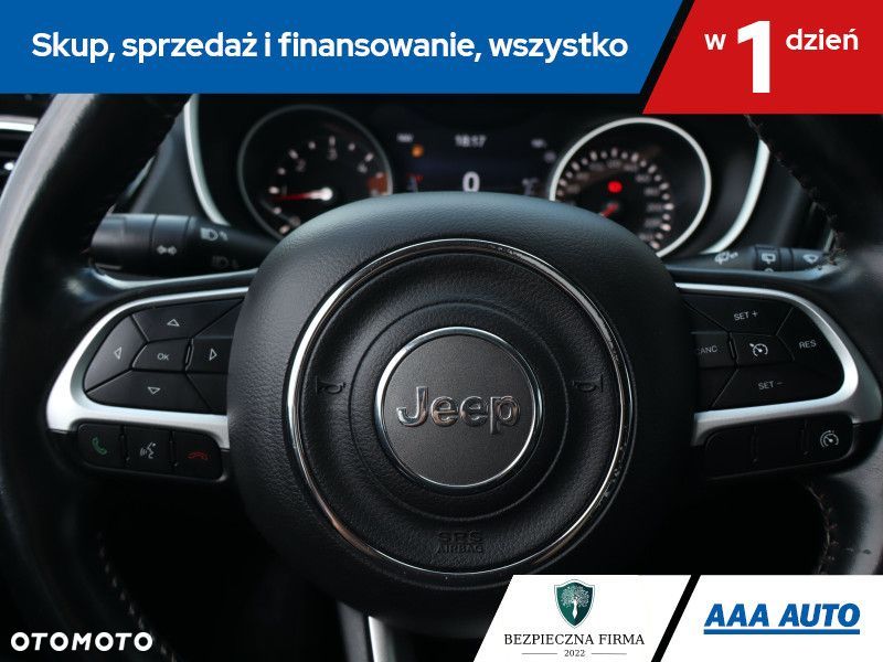 Jeep Compass - 18