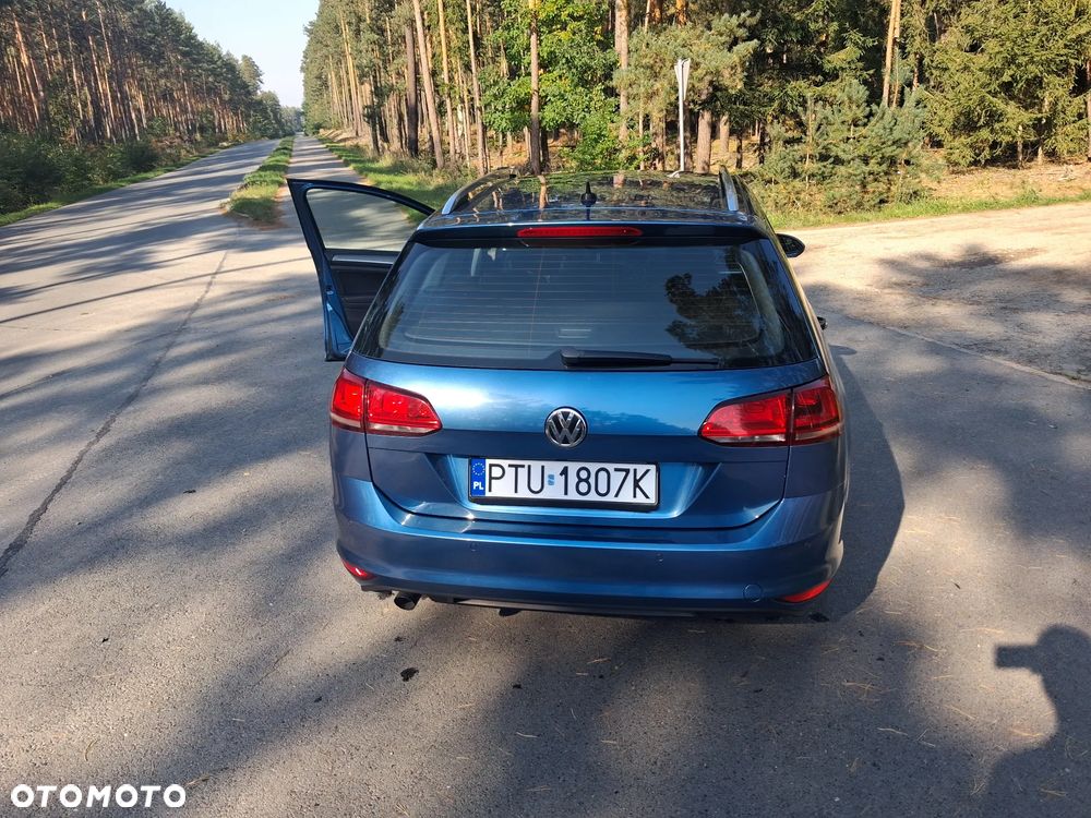 Volkswagen Golf - 10