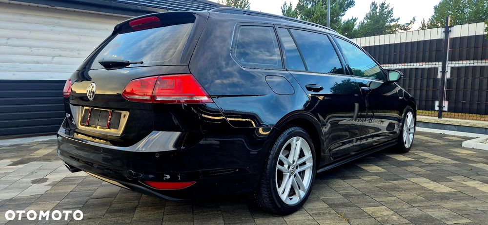 Volkswagen Golf - 16