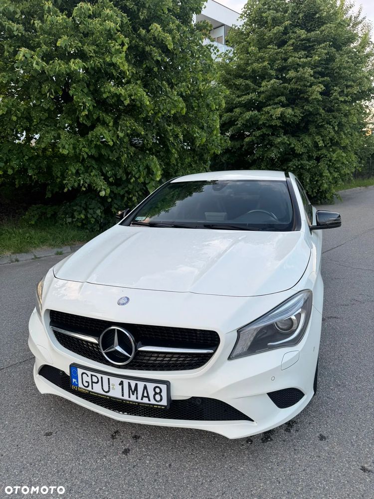 Mercedes-Benz CLA 250 4-Matic Urban - 5