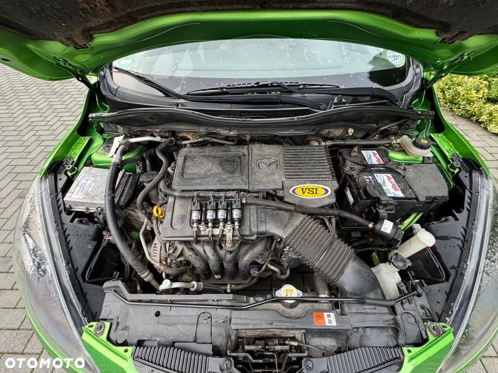 Mazda 2 1.3 Exclusive - 12