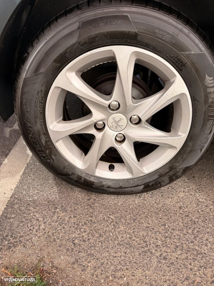 Peugeot 208 1.4 HDi - 17