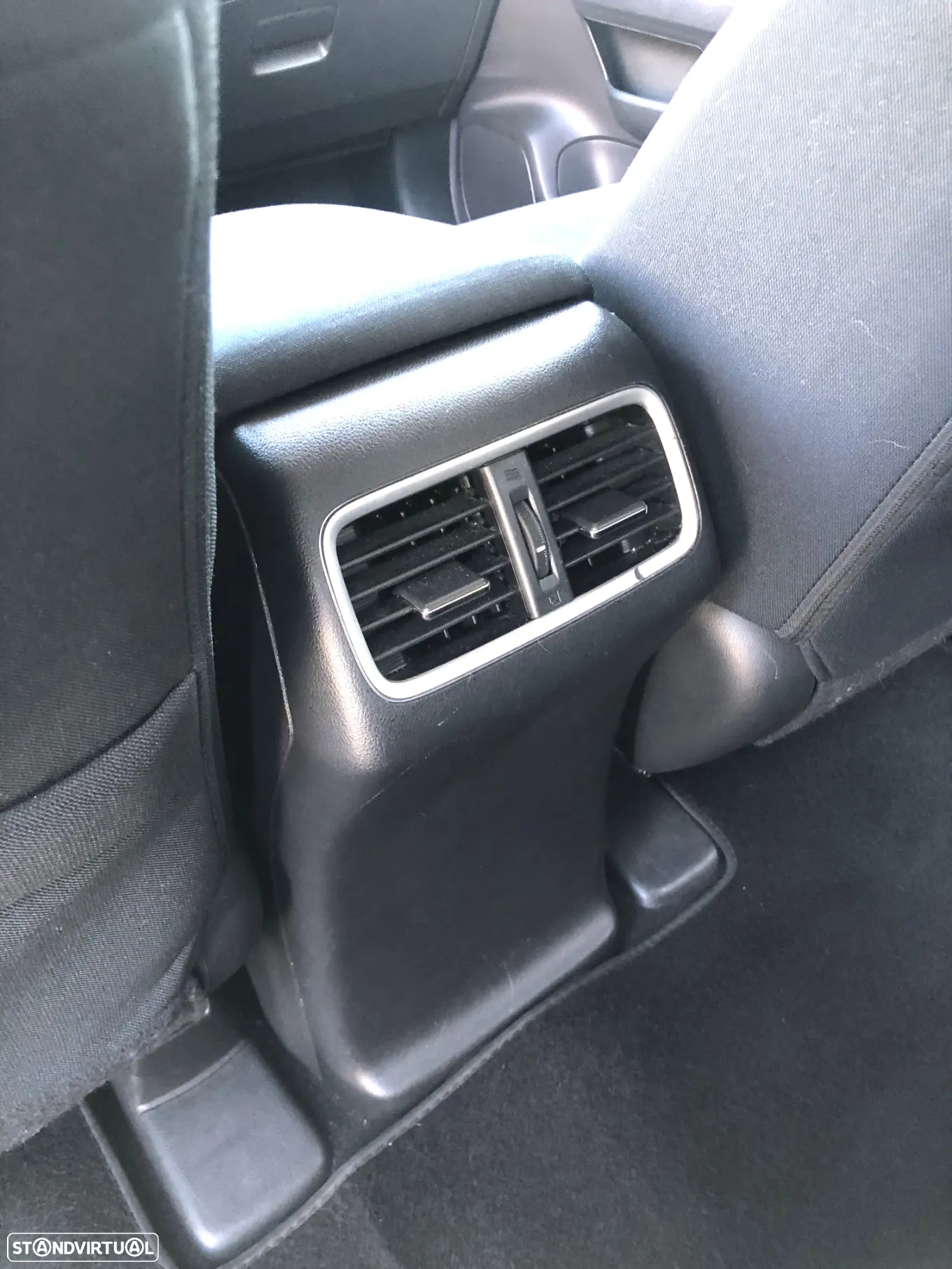 Honda CR-V 1.6 i-DTEC AT Elegance C.Navi - 22