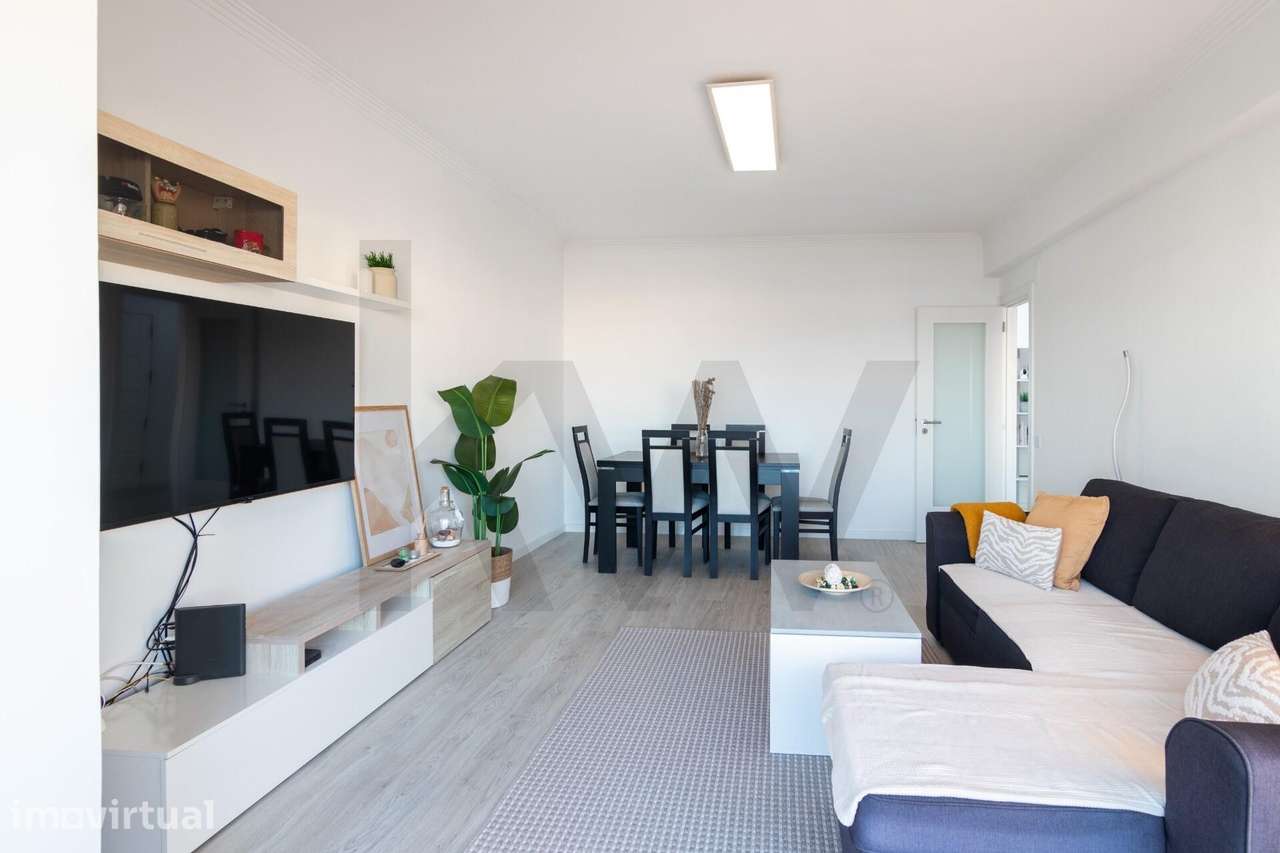 T2 remodelado com vista desafogada na Charneca da Caparica - Grande imagem: 5/32