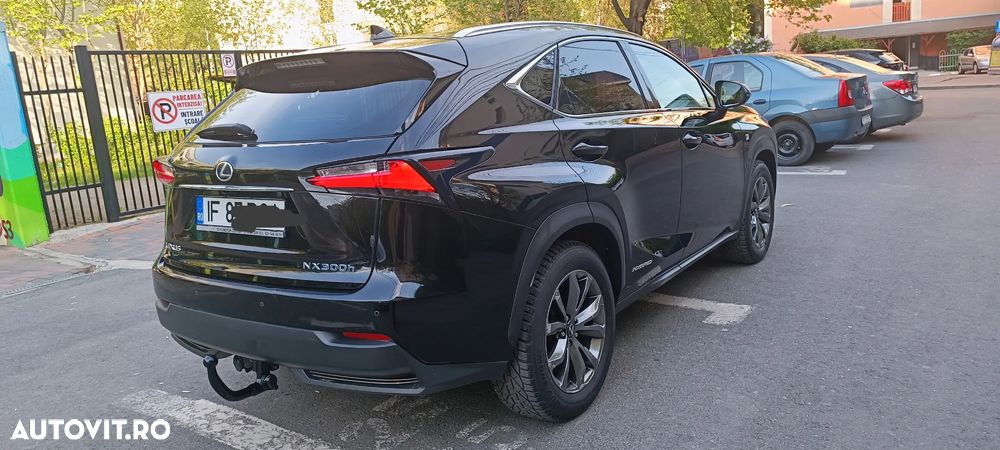 Lexus Seria NX 300h F Sport - 5