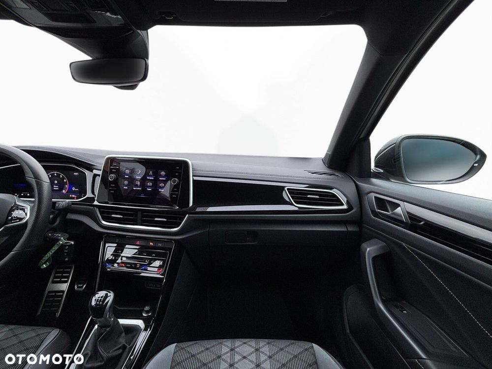 Volkswagen T-Roc - 22