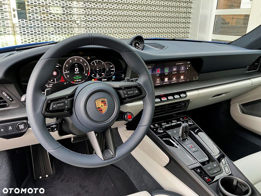 Porsche 911 - 17