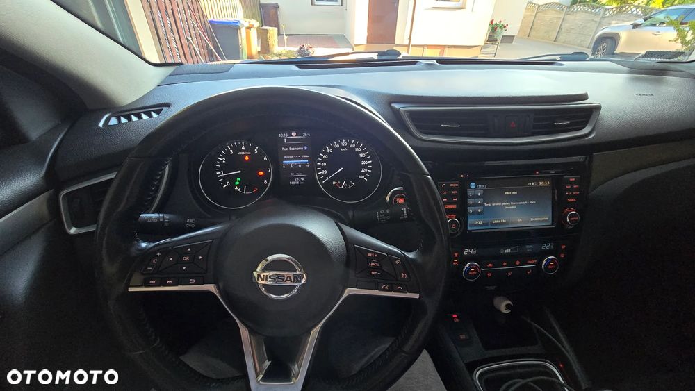 Nissan Qashqai 1.6 DIG-T N-Connecta - 8