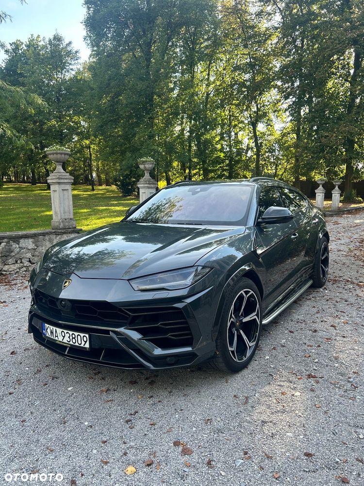Lamborghini Urus - 21