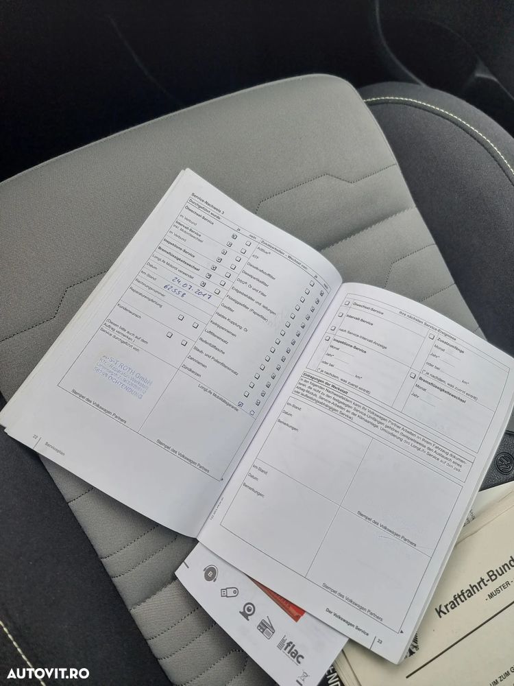 Volkswagen Golf - 31