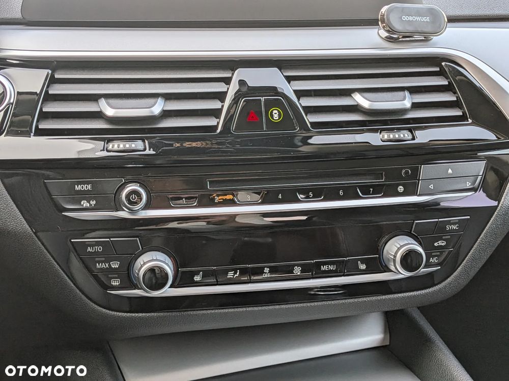 BMW Seria 5 520d - 17