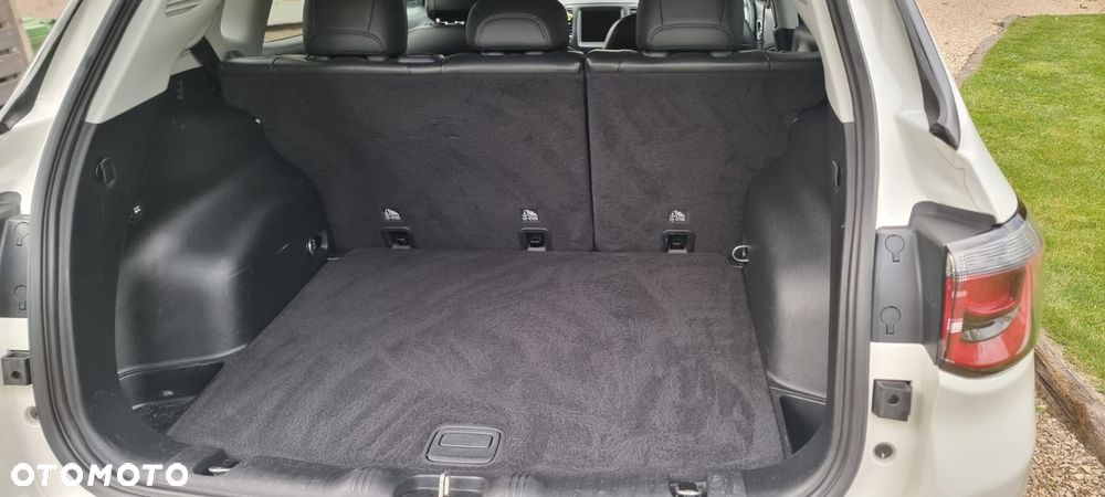 Jeep Compass - 8