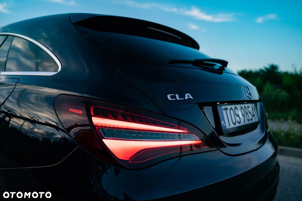 Mercedes-Benz CLA 200 (CDI) d Urban - 11
