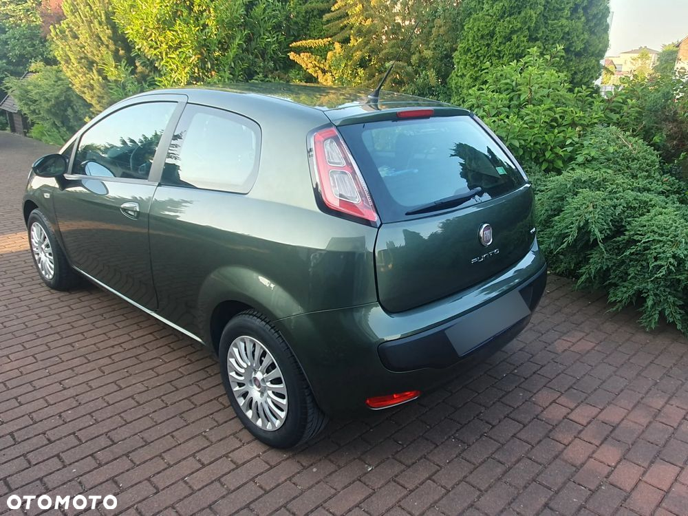Fiat Punto Evo 1.4 8V Estiva Blue&Me Euro5 - 7
