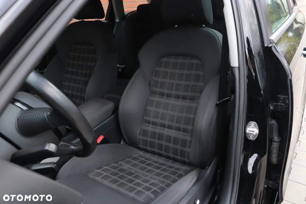 Audi A4 Avant 2.0 TDI DPF multitronic Ambiente - 32
