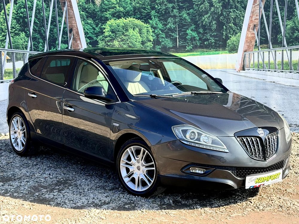 Lancia Delta 1.4 T-Jet 16v Oro - 7