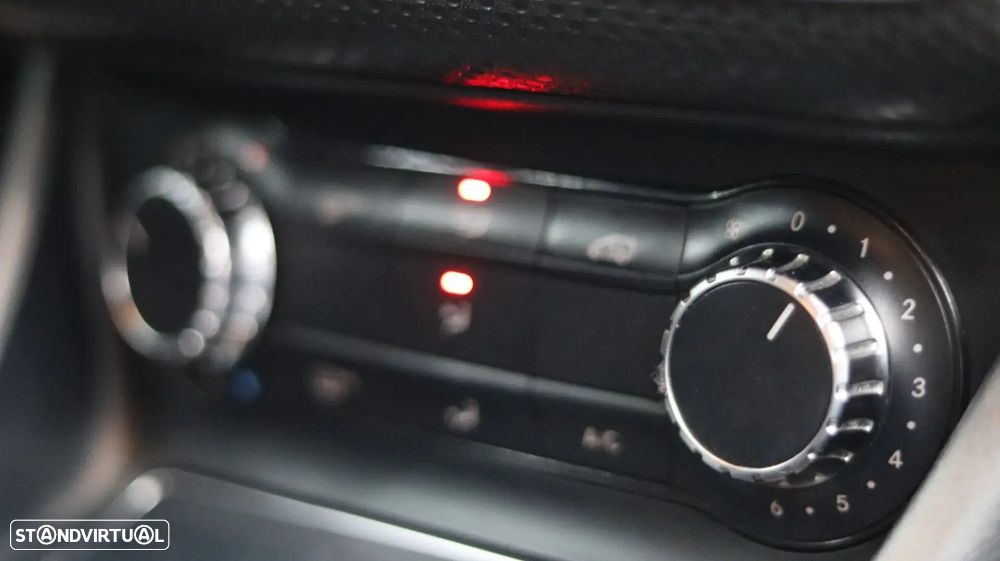 Mercedes-Benz A 180 - 26