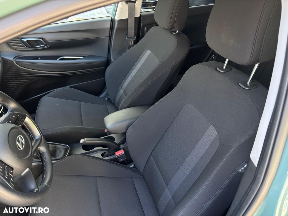 Hyundai i20 - 13