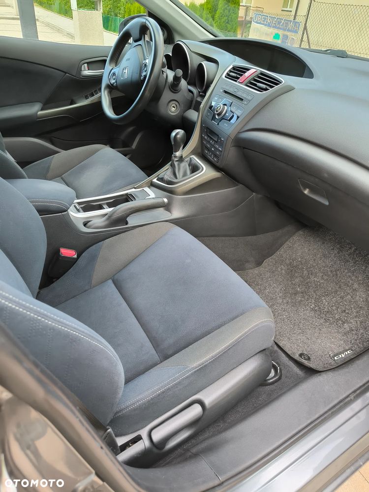 Honda Civic 1.8 Lifestyle - 10