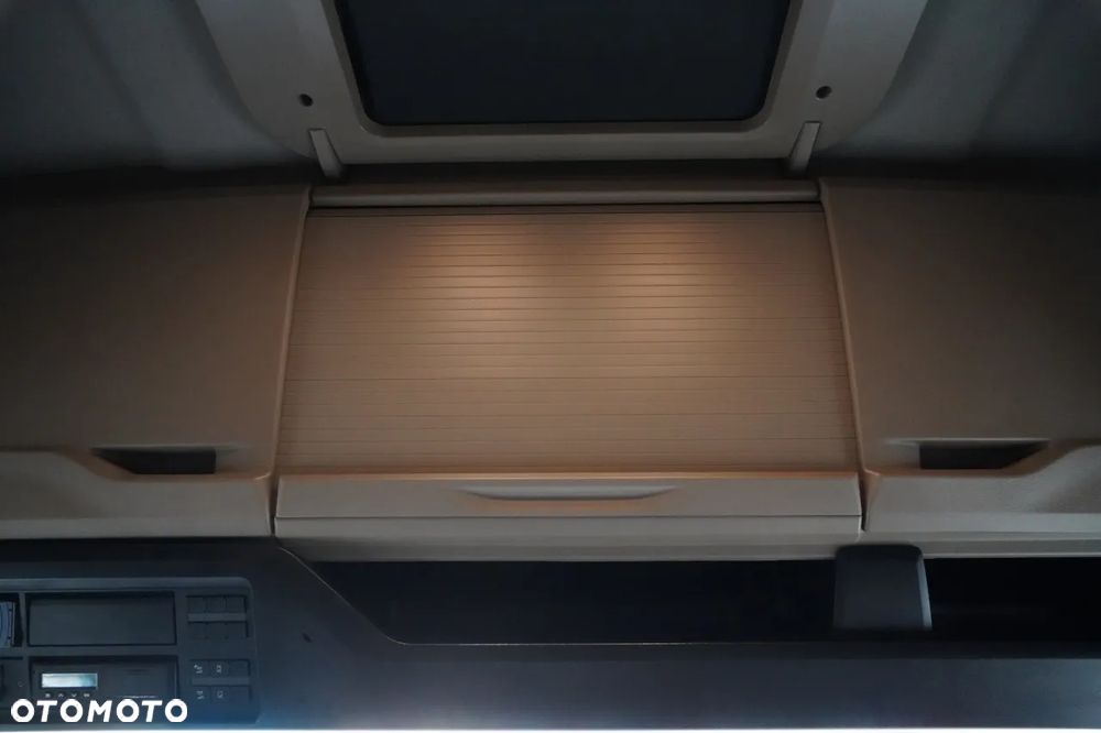 MAN TGX 18.510 / GX / MEGA / RETARDER / NAVI / LOW DECK - 34