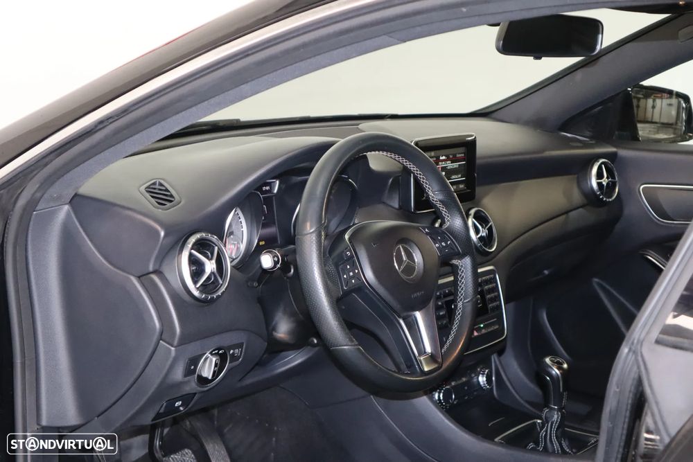 Mercedes-Benz CLA 200 CDi Urban Aut. - 12