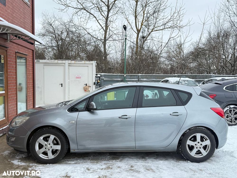 Opel Astra 1.6 Enjoy - 24