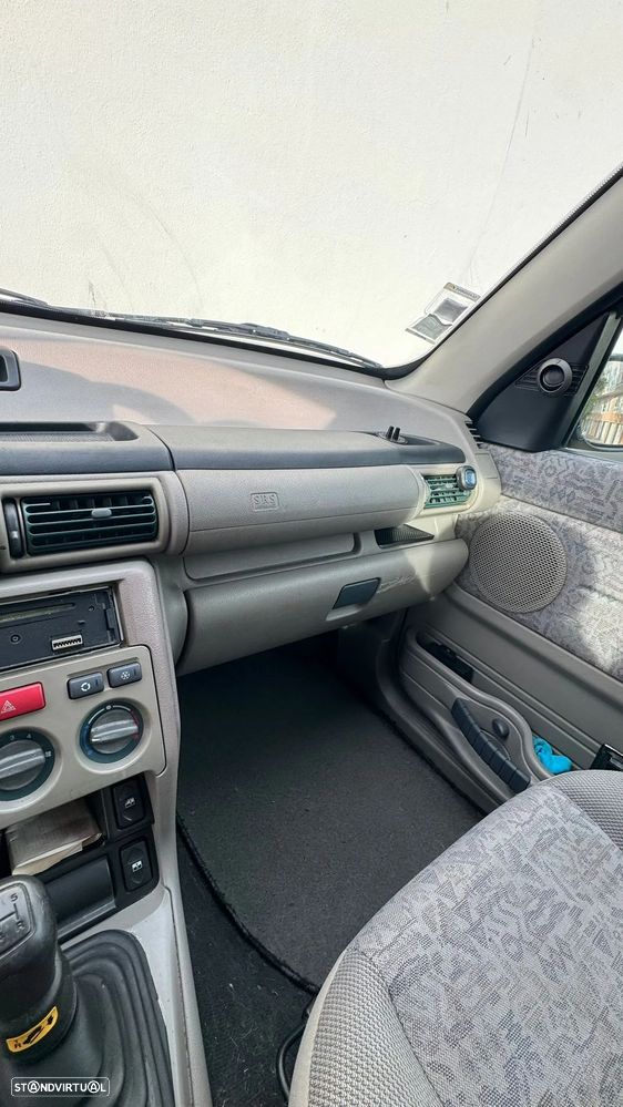 Land Rover Freelander 2.0 di - 10