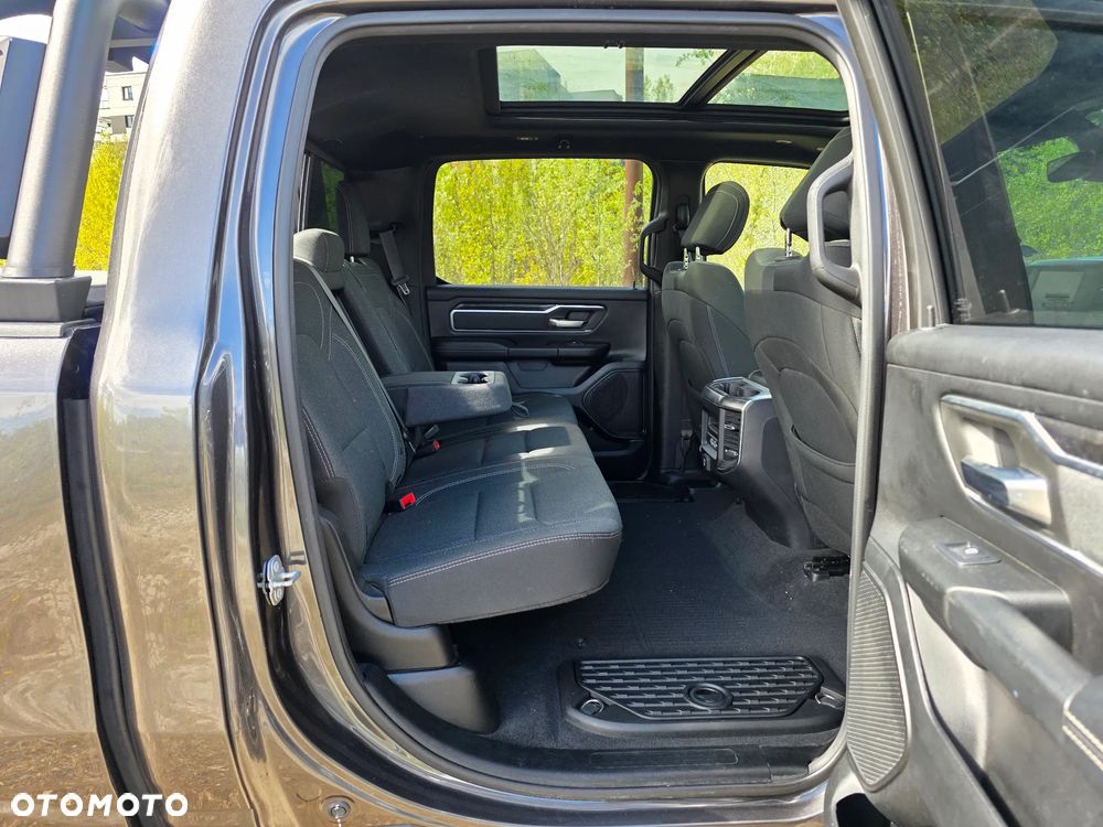 RAM 1500 5.7 Crew Cab Shortbed Bighorn Sport - 36