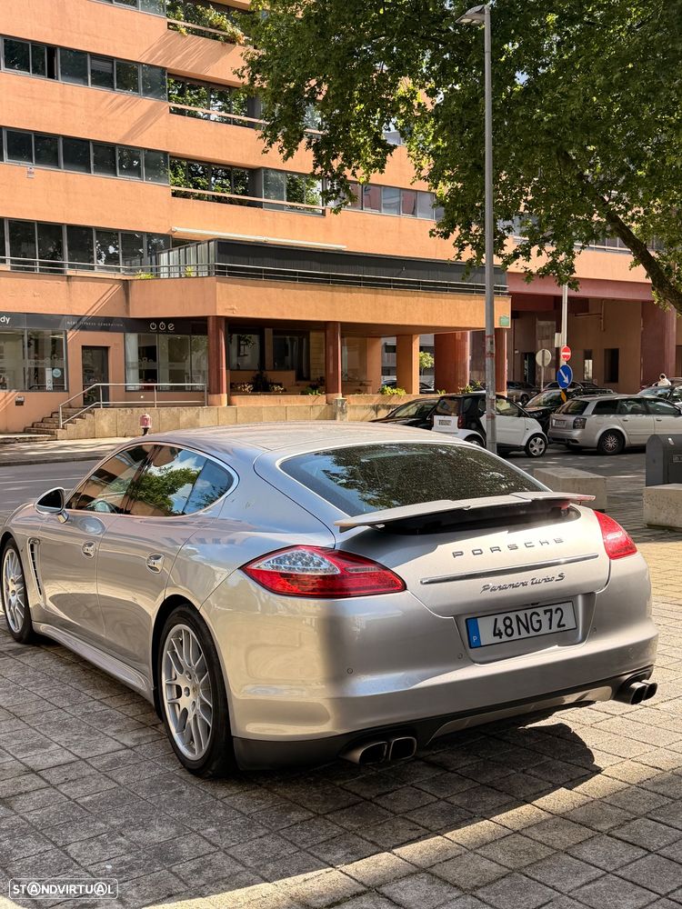 Porsche Panamera Turbo S PDK - 6