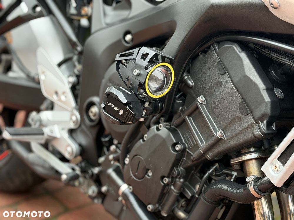 Yamaha FZ6 - 25