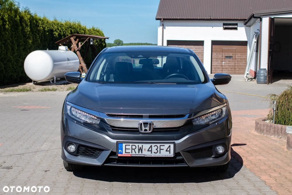 Honda Civic 1.5 T Executive - 1