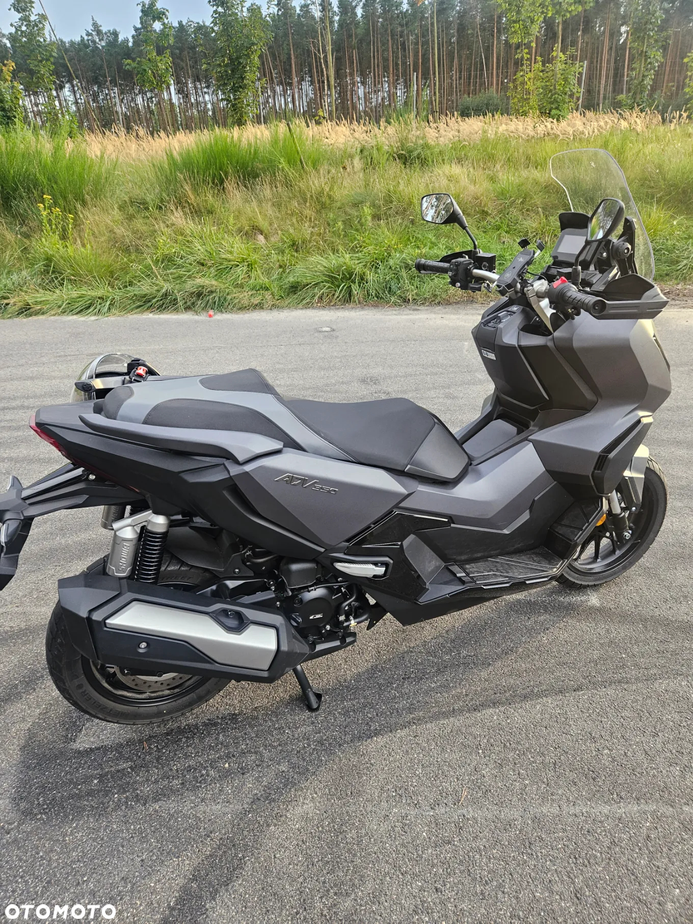 Honda ADV350 - 4