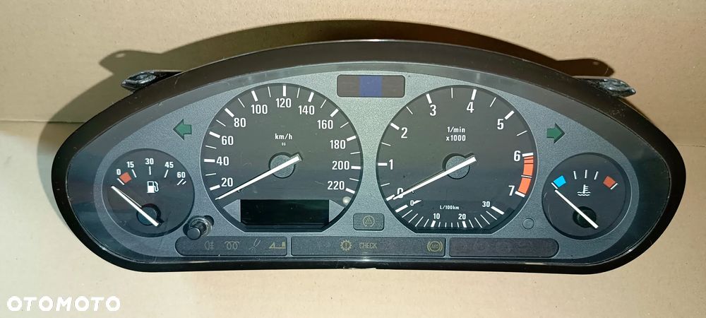 LICZNIK ZEGARY OBROTOMIERZ BMW E36 8353167 8357756 - 2