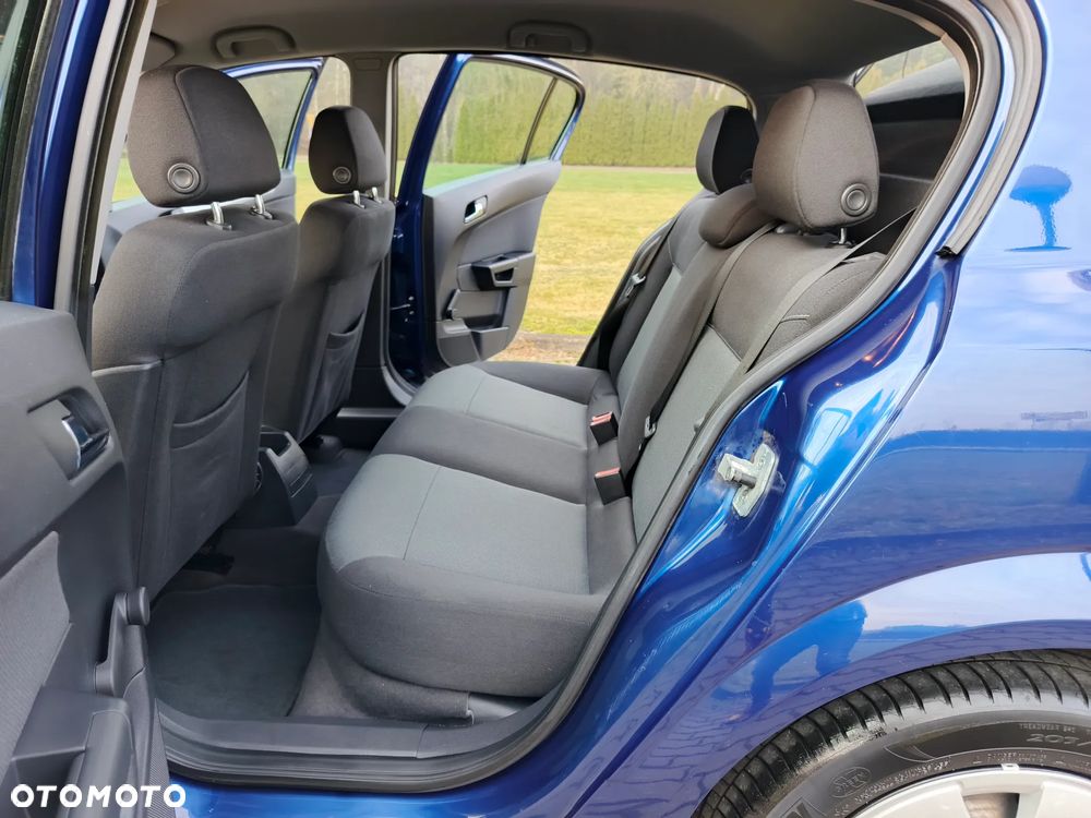 Opel Astra 1.6 Edition - 17