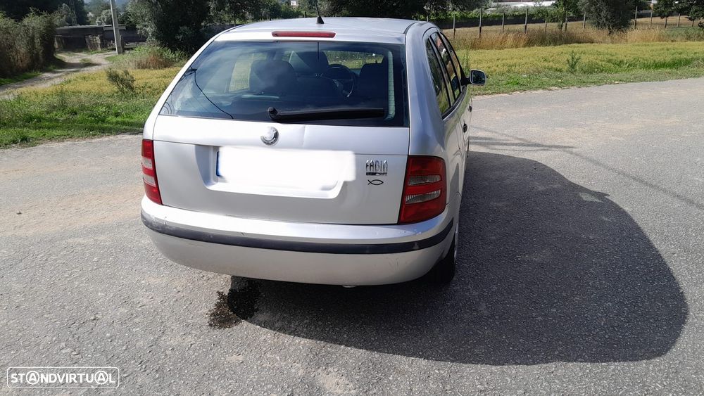 Skoda Fabia Break 1.4 Comfort - 4